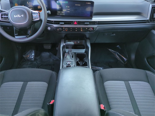 used 2025 Kia Sorento car, priced at $27,490