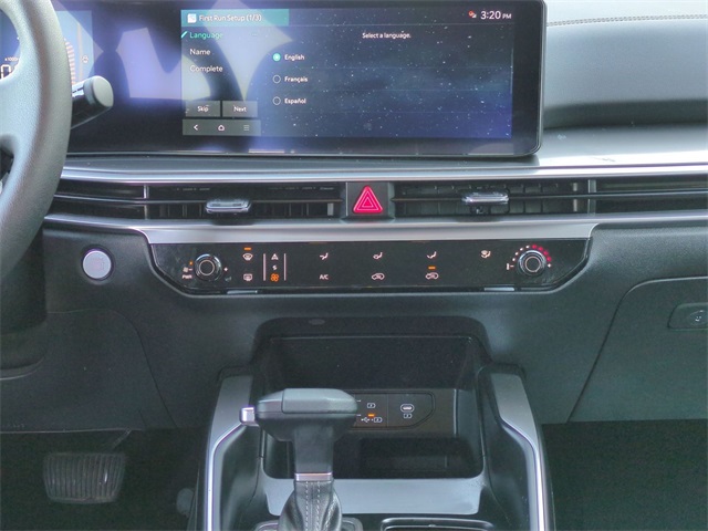 used 2025 Kia Sorento car, priced at $27,490