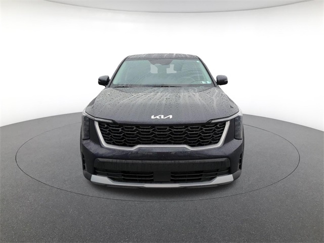 used 2025 Kia Sorento car, priced at $27,490