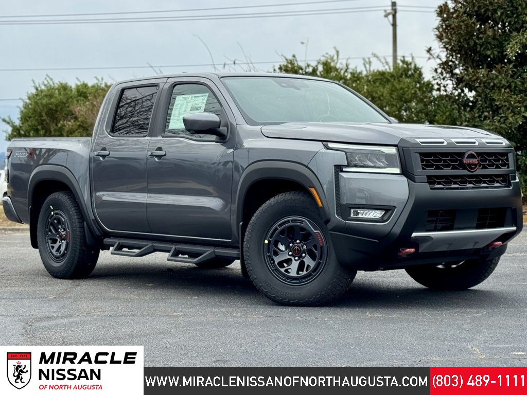 2026 Nissan Frontier PRO-X's photo