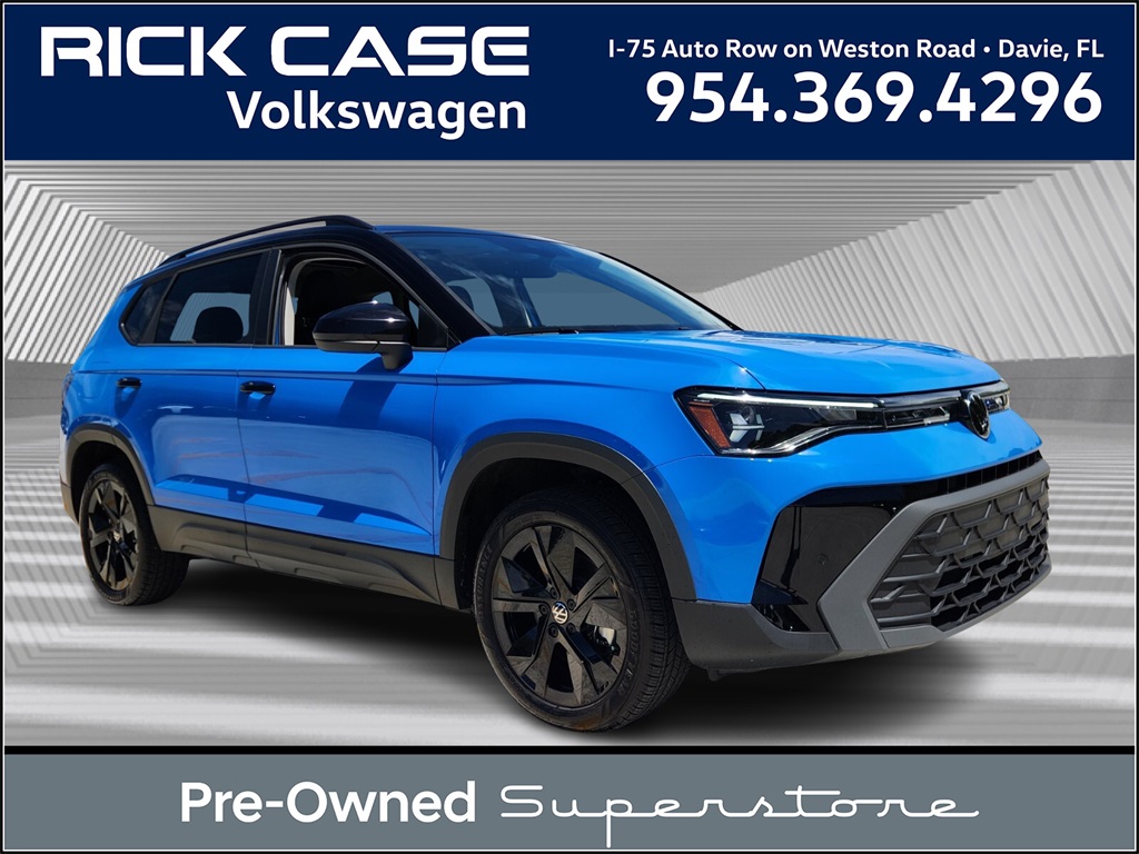 2025 Volkswagen Taos SE Black