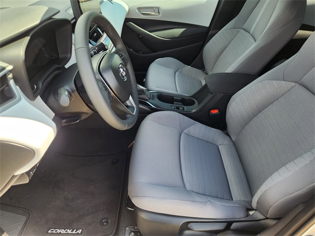 2026 Toyota Corolla SE photo 6