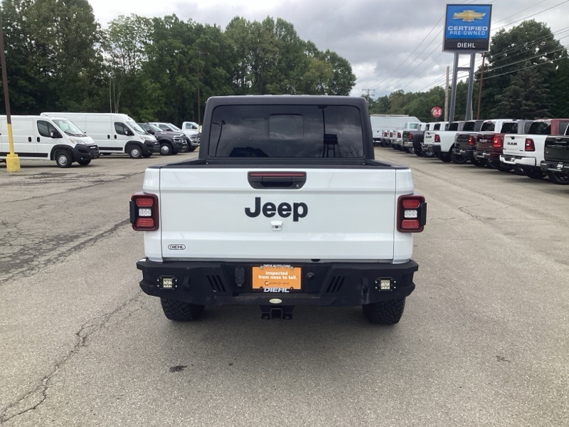 2021 Jeep Gladiator Willys photo 6