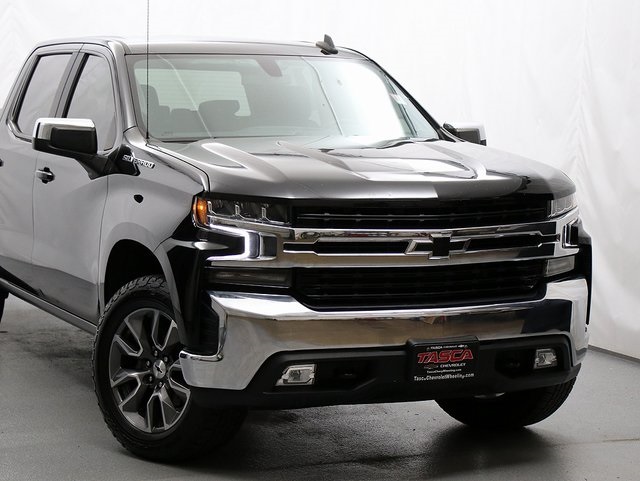 2019 Chevrolet Silverado 1500 LT photo 2