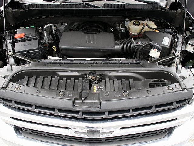 2019 Chevrolet Silverado 1500 LT photo 26