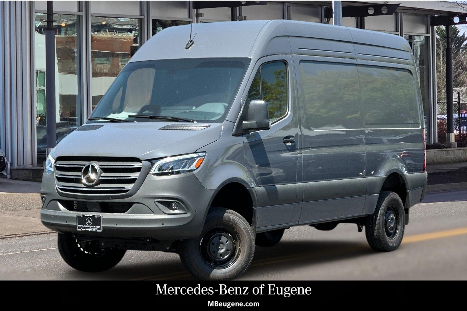 2025 Mercedes-Benz Sprinter Cargo Van Base's photo