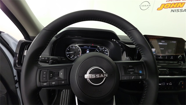 2025 Everest White Pearl Tricoat Nissan Pathfinder SV FWD SUV