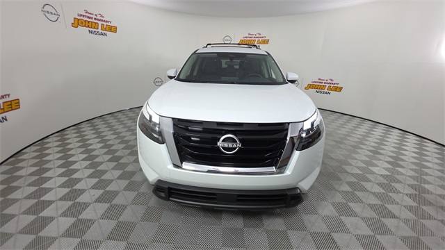 2025 Everest White Pearl Tricoat Nissan Pathfinder SV FWD SUV