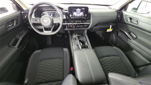 2025 Everest White Pearl Tricoat Nissan Pathfinder SV FWD SUV
