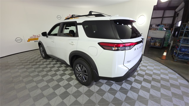 2025 Everest White Pearl Tricoat Nissan Pathfinder SV FWD SUV