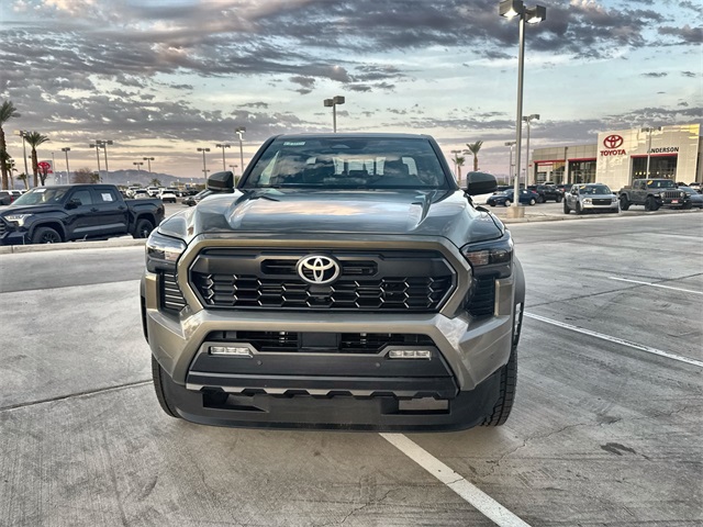 2025 Toyota Tacoma TRD Off-Road Double Cab photo 2