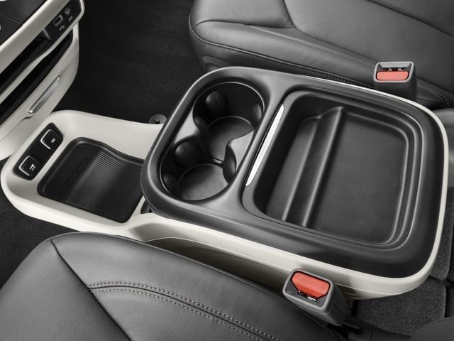 Pacifica Touring Plus