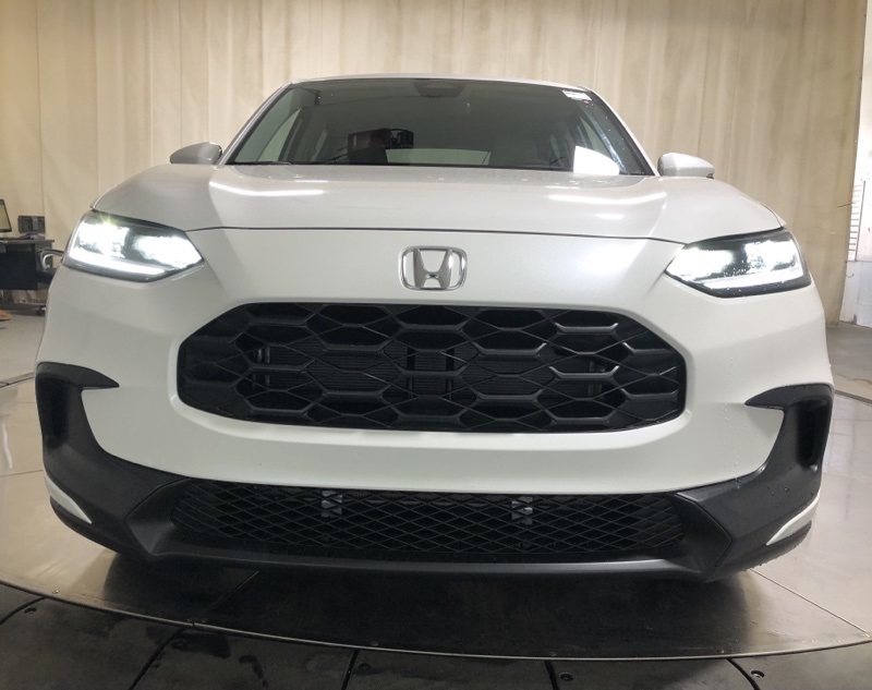 2026 Honda HR-V LX photo 2