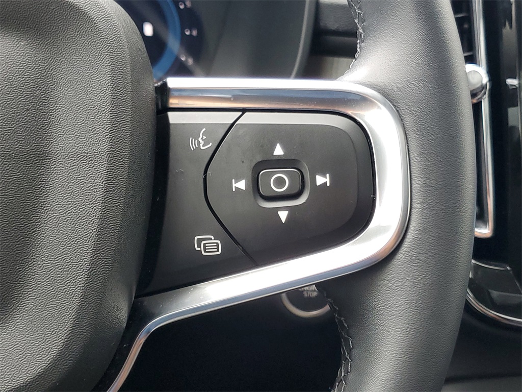 used 2025 Volvo XC40 car, priced at $28,395