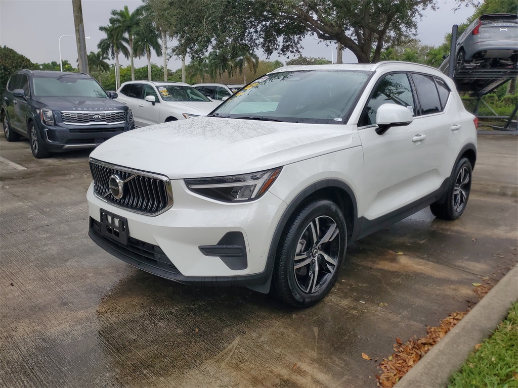 used 2025 Volvo XC40 car, priced at $28,395