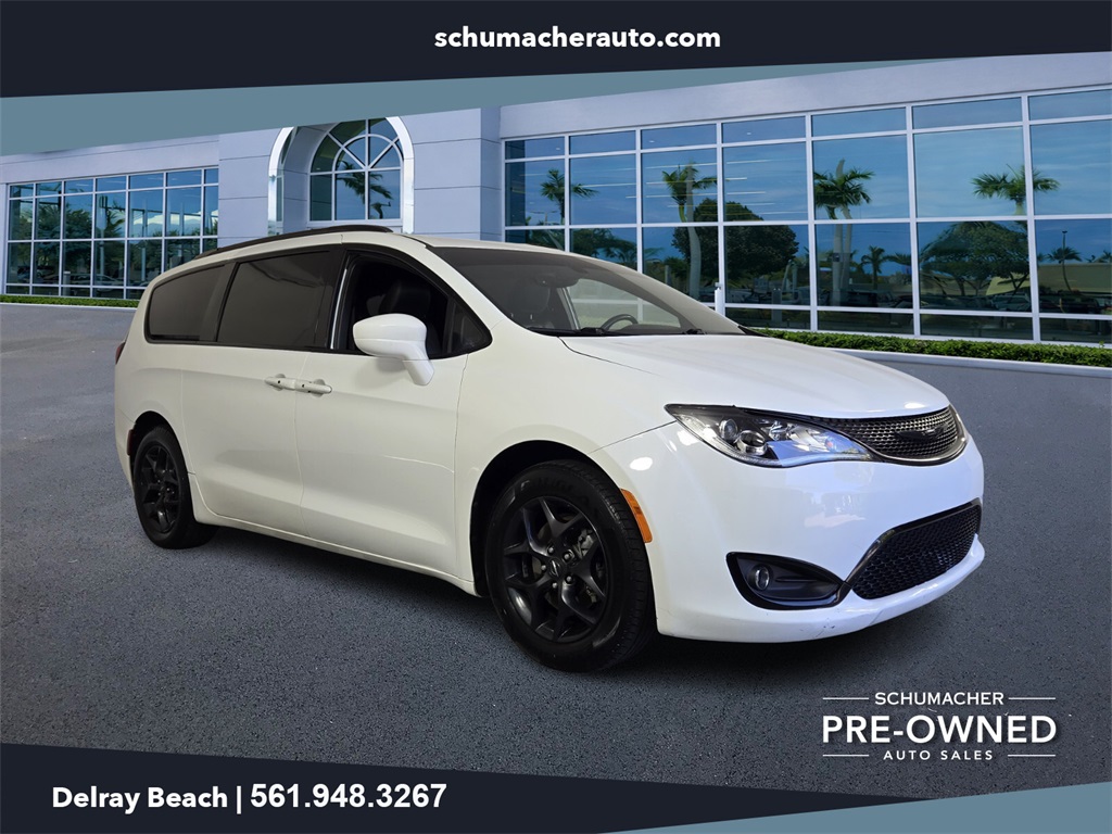used 2019 Chrysler Pacifica car, priced at $11,777