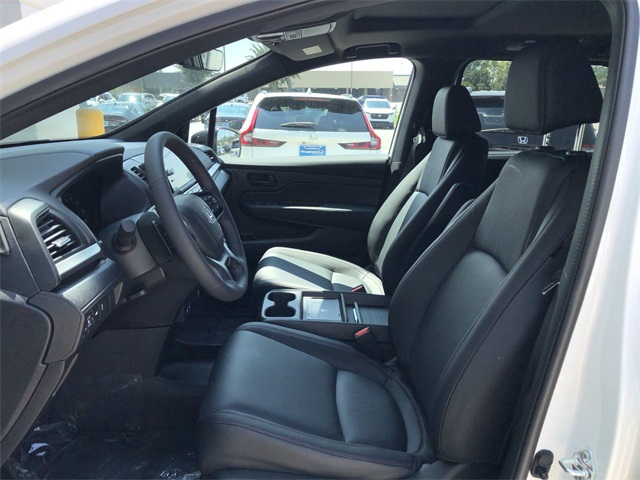 new 2025 Honda Odyssey car, priced at $42,984