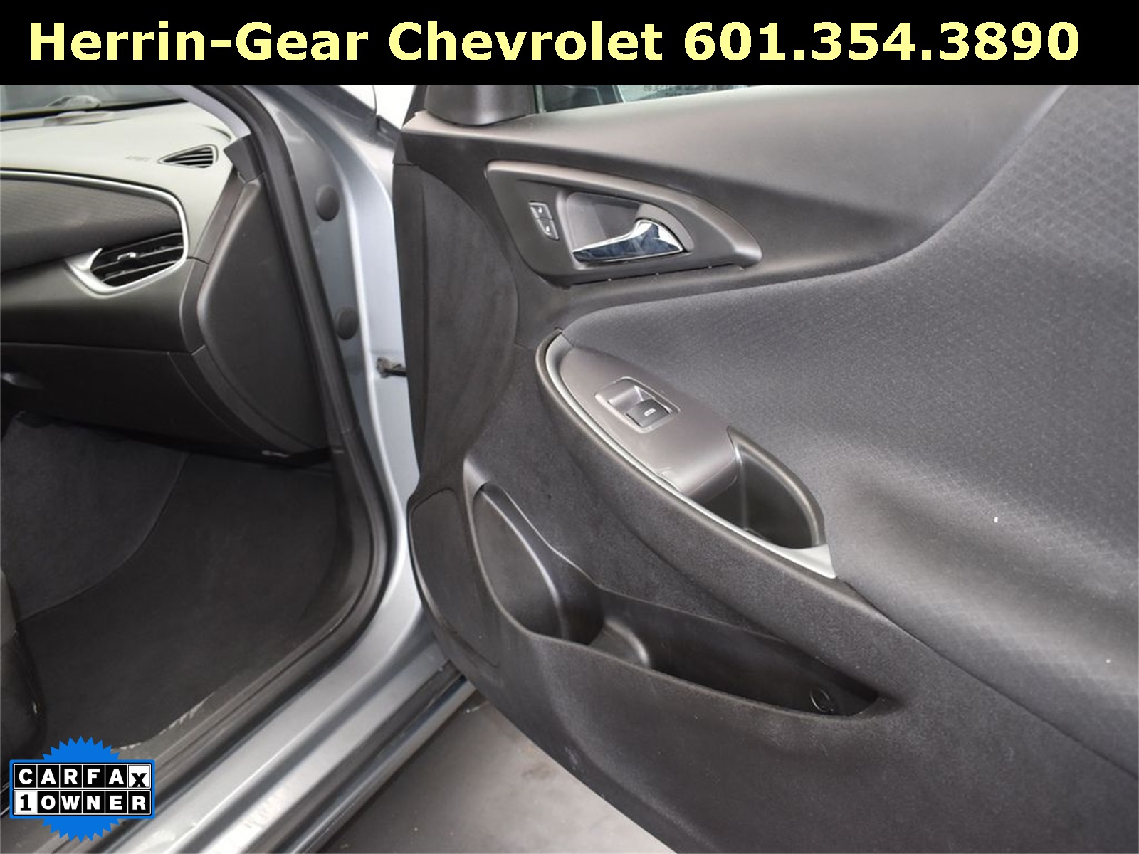 2023 Sterling Gray Metallic Chevrolet Malibu LT FWD Sedan