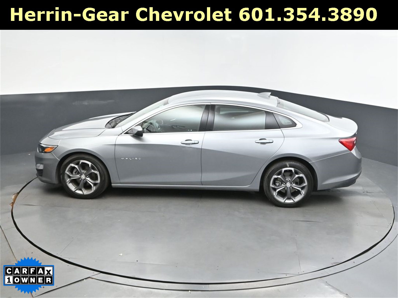 2023 Sterling Gray Metallic Chevrolet Malibu LT FWD Sedan