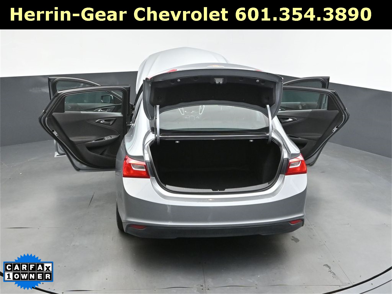 2023 Sterling Gray Metallic Chevrolet Malibu LT FWD Sedan