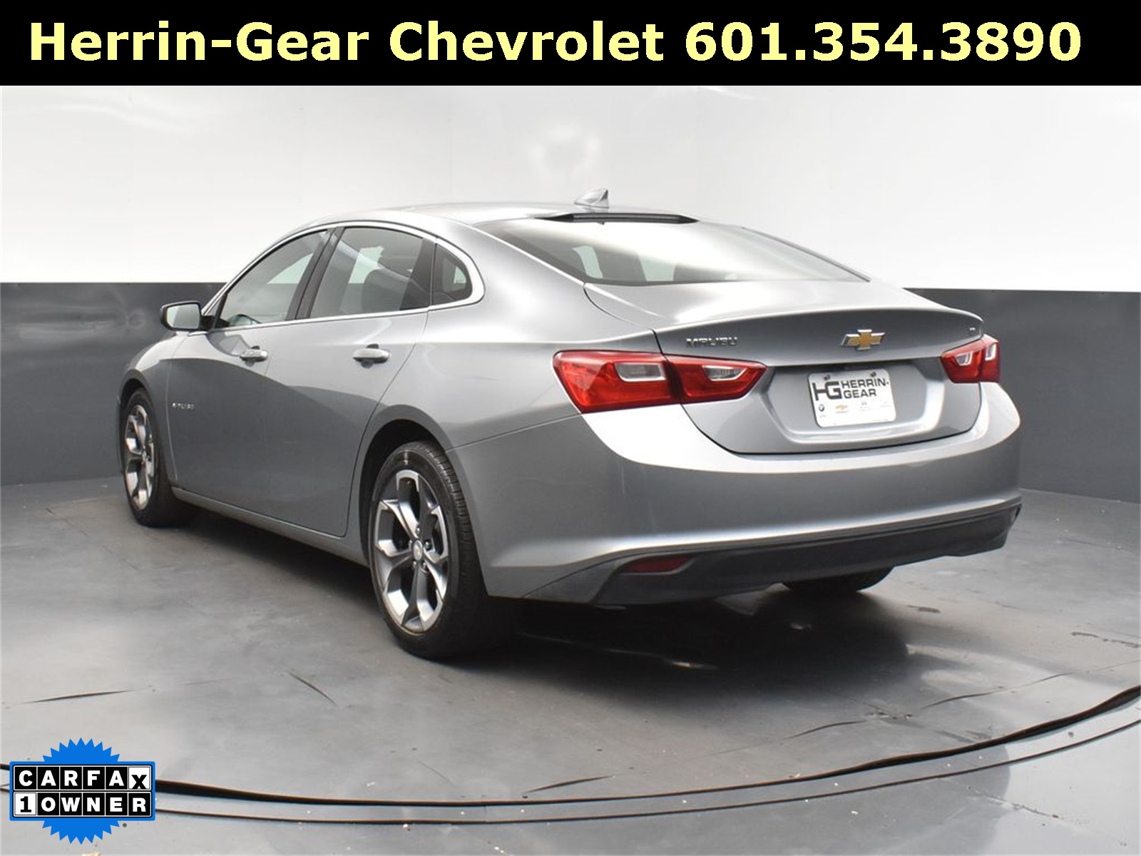 2023 Sterling Gray Metallic Chevrolet Malibu LT FWD Sedan