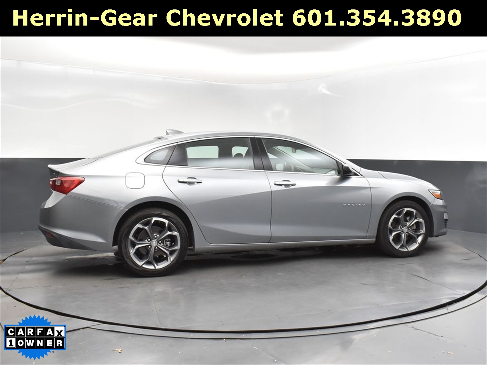 2023 Sterling Gray Metallic Chevrolet Malibu LT FWD Sedan