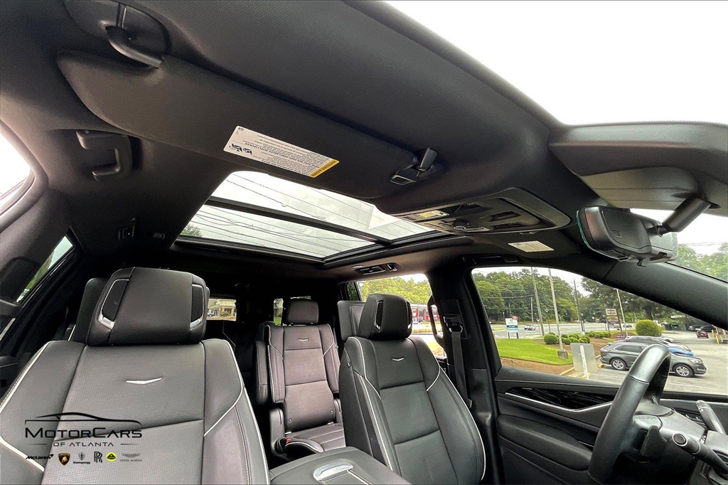 2021 Crystal White Tricoat Cadillac Escalade ESV Sport 4X4 SUV