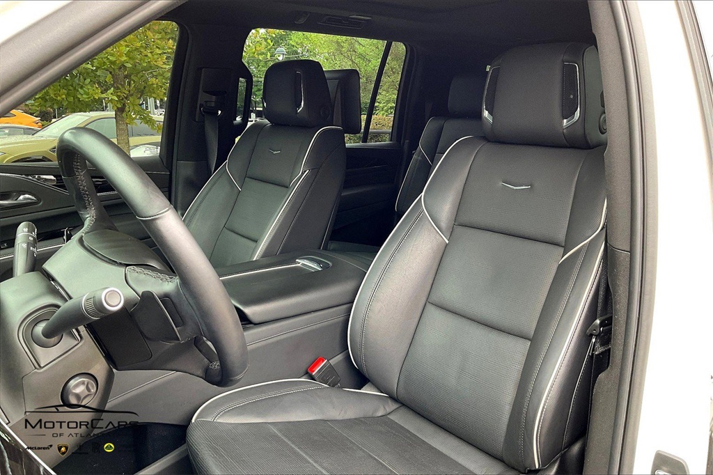 2021 Crystal White Tricoat Cadillac Escalade ESV Sport 4X4 SUV