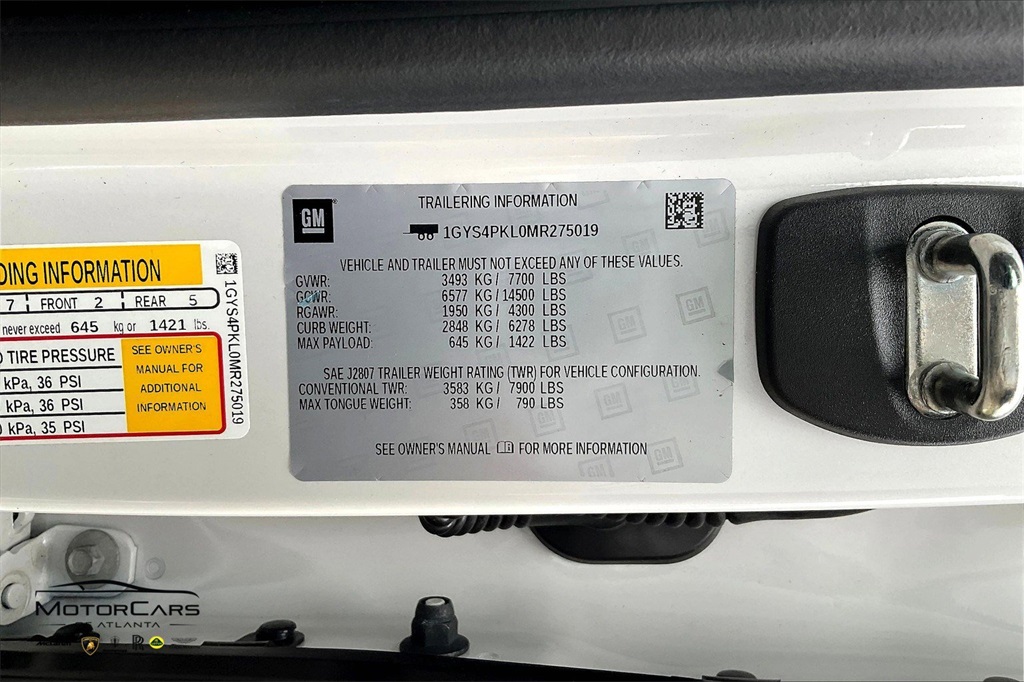 2021 Crystal White Tricoat Cadillac Escalade ESV Sport 4X4 SUV