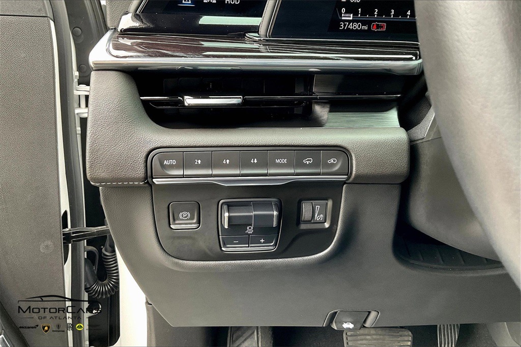 2021 Crystal White Tricoat Cadillac Escalade ESV Sport 4X4 SUV