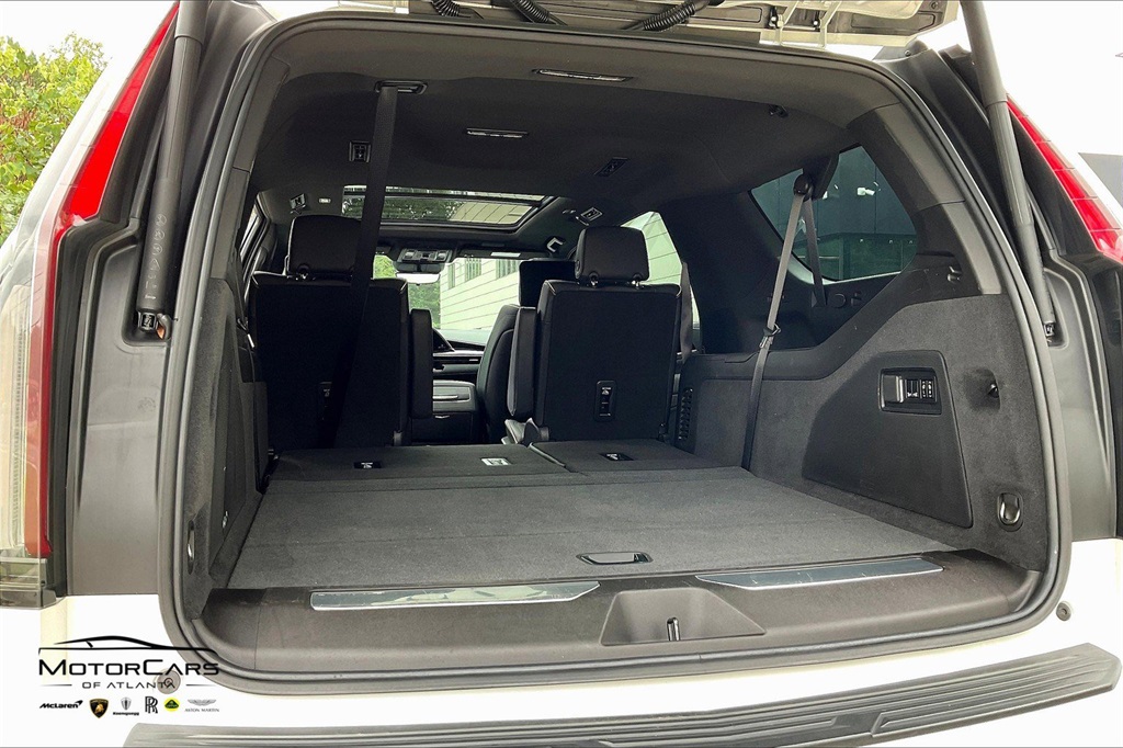 2021 Crystal White Tricoat Cadillac Escalade ESV Sport 4X4 SUV