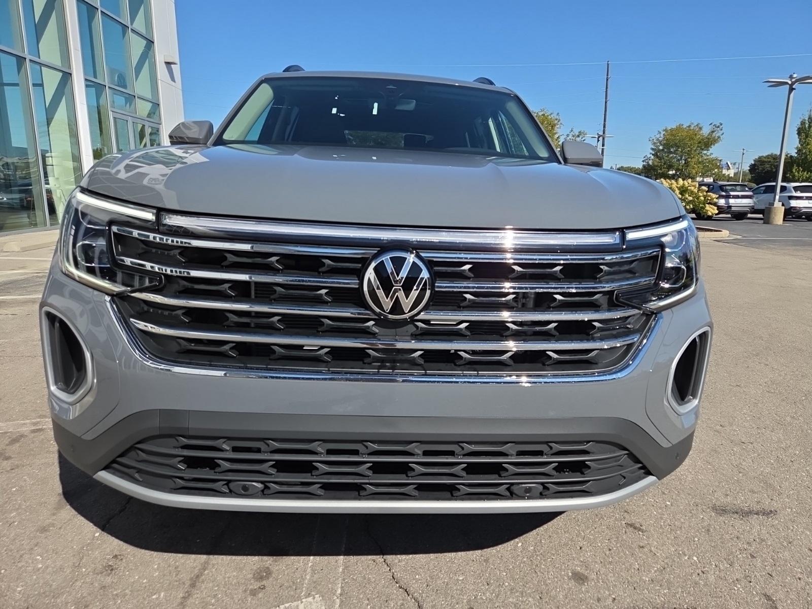 new 2026 Volkswagen Atlas car, priced at $44,617