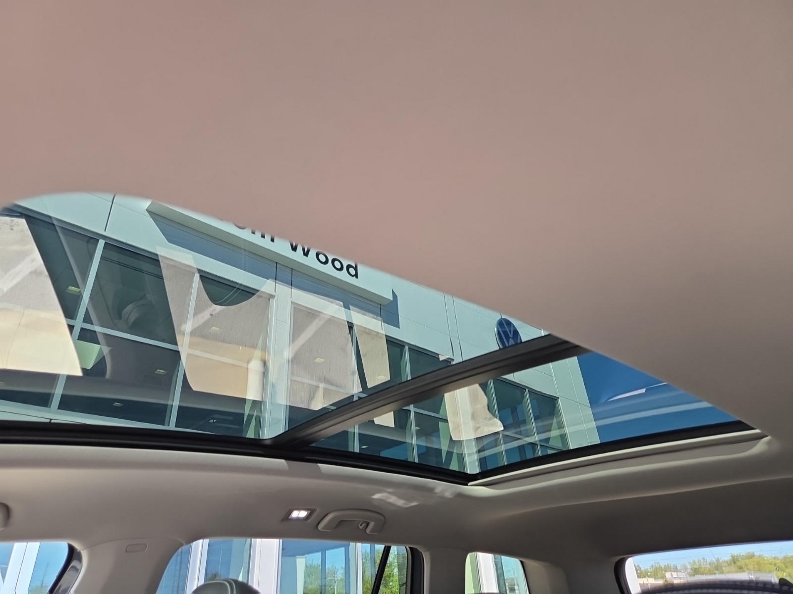 new 2026 Volkswagen Atlas car, priced at $44,617