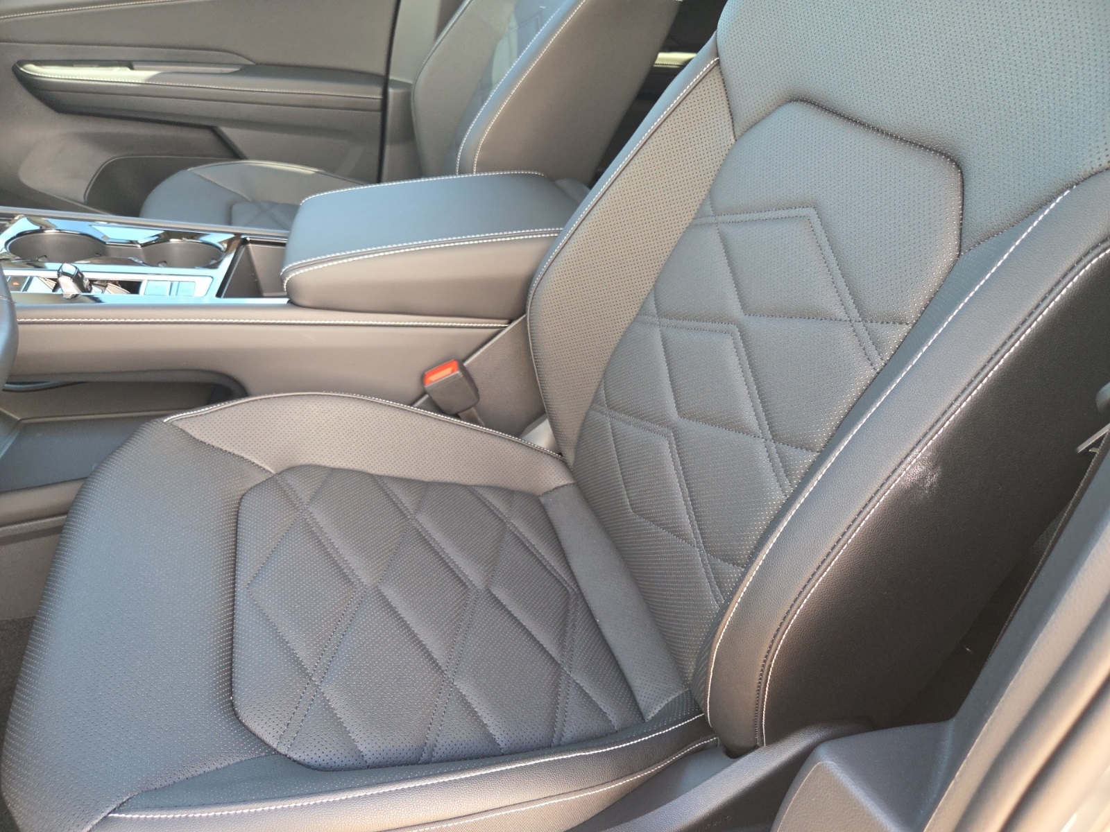 new 2026 Volkswagen Atlas car, priced at $44,617