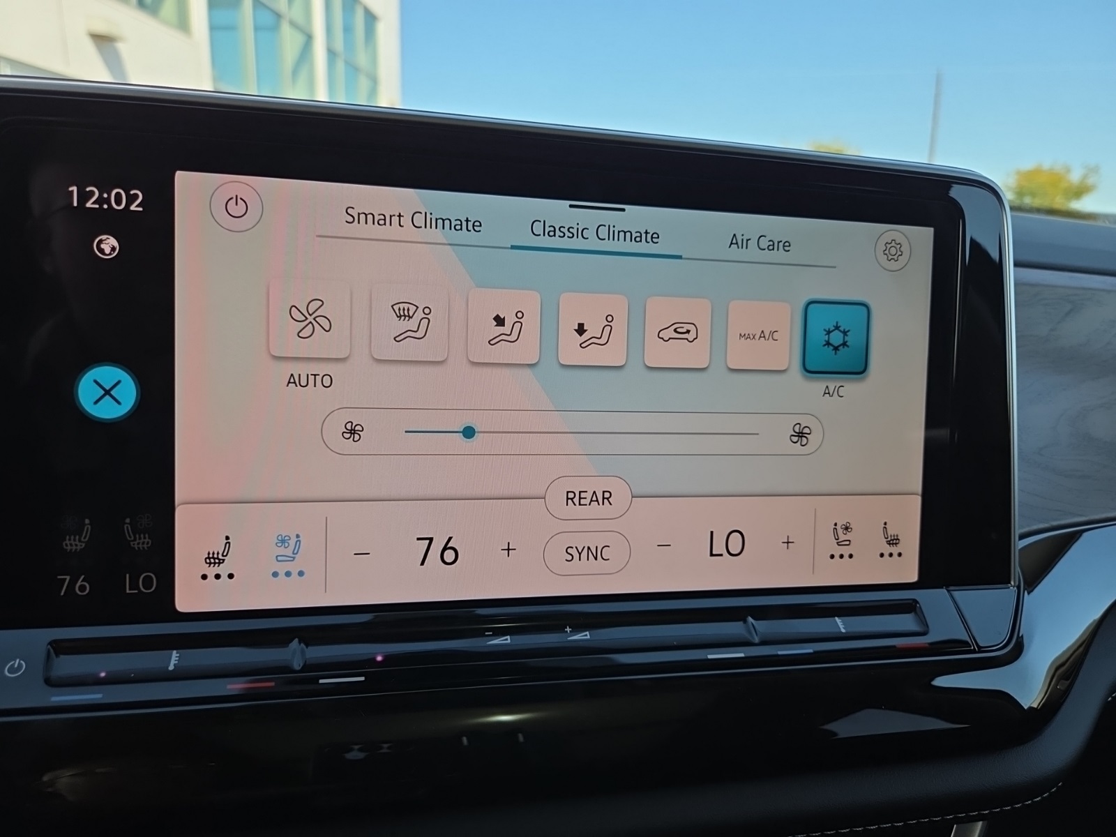 new 2026 Volkswagen Atlas car, priced at $44,617