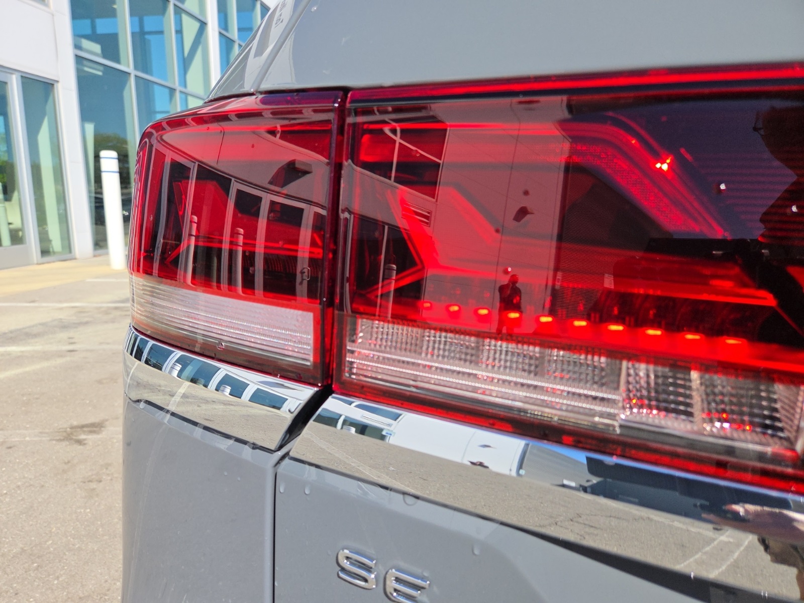 new 2026 Volkswagen Atlas car, priced at $44,617