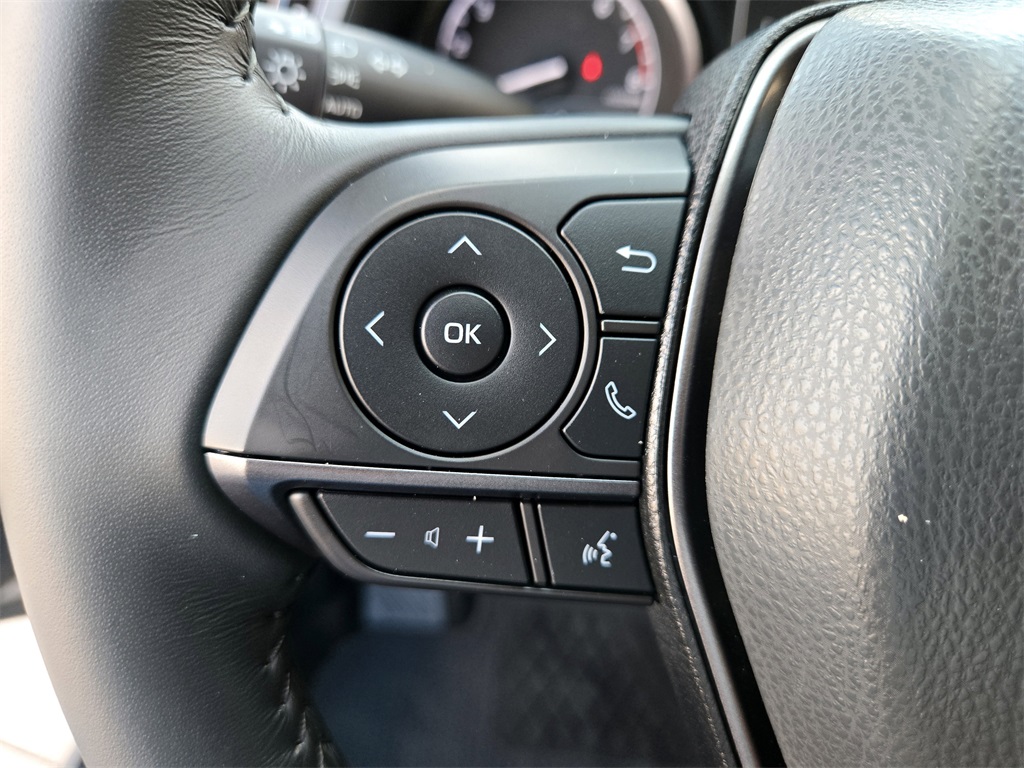 2023 Toyota Camry SE photo 15