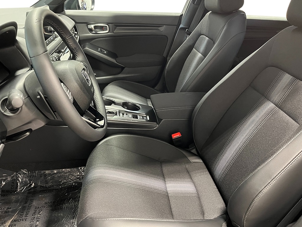 2025 Honda Civic Sport Hatchback 4 Dr. FWD 13