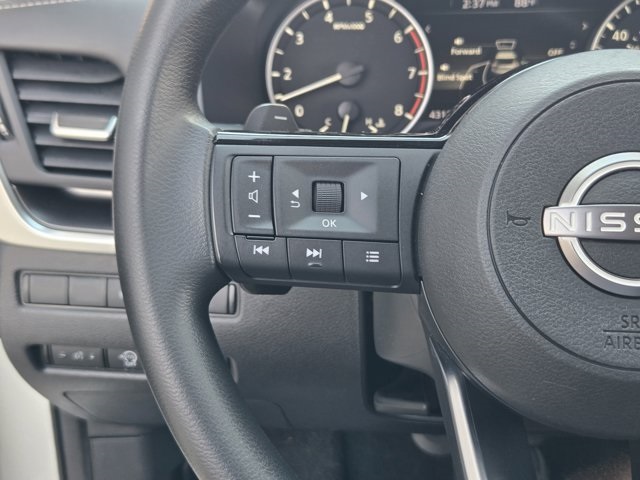 used 2023 Nissan Rogue car, priced at $18,900