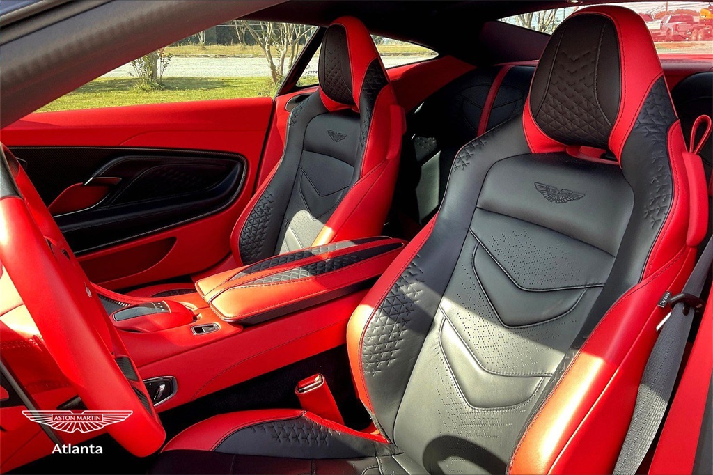 2022 Black Aston Martin DBS Superleggera RWD Coupe