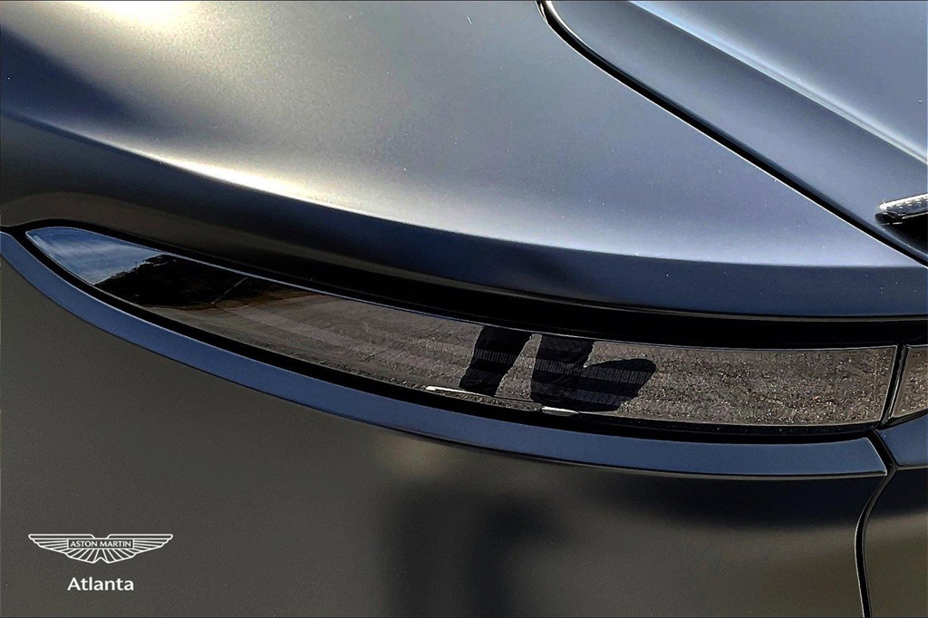 2022 Black Aston Martin DBS Superleggera RWD Coupe