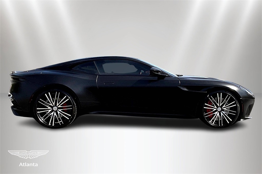 2022 Black Aston Martin DBS Superleggera RWD Coupe