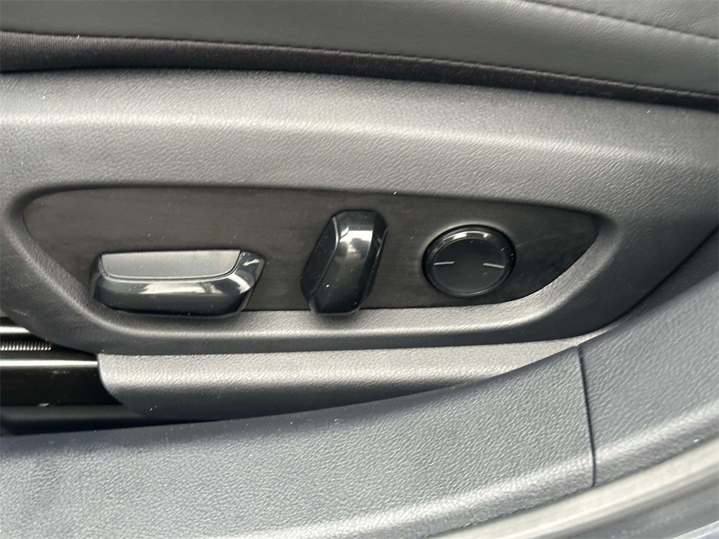 used 2021 Lexus ES car, priced at $34,995