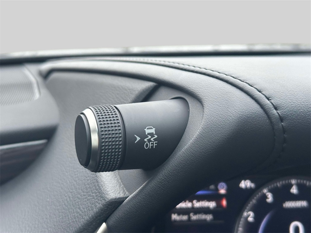 used 2021 Lexus ES car, priced at $34,995