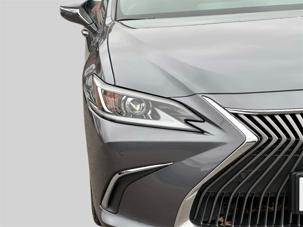 used 2021 Lexus ES car, priced at $34,995