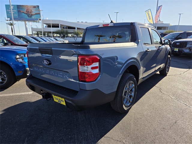 New 2025 Ford Maverick XLT 4D Crew Cab