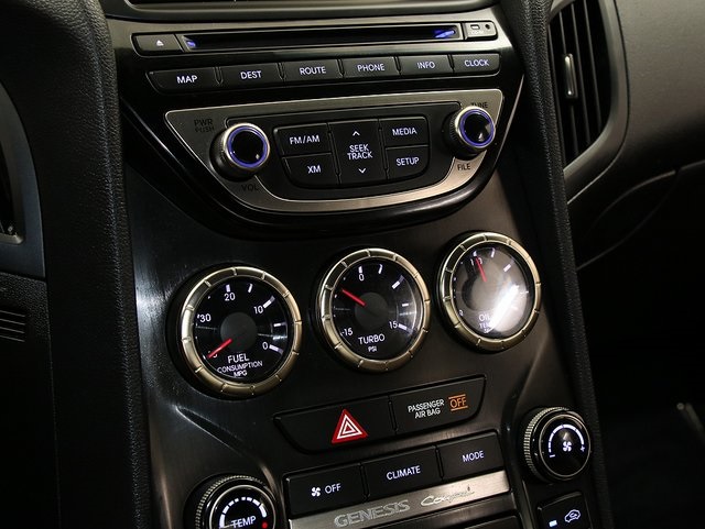 2013 Hyundai Genesis Coupe 2.0T Premium photo 17