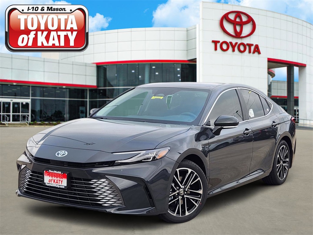 2026 Toyota Camry XLE's photo