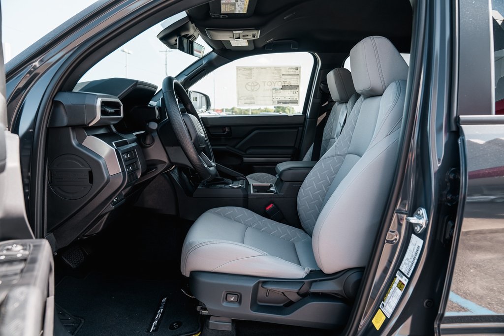 2025 Toyota Tacoma SR5 Double Cab photo 22