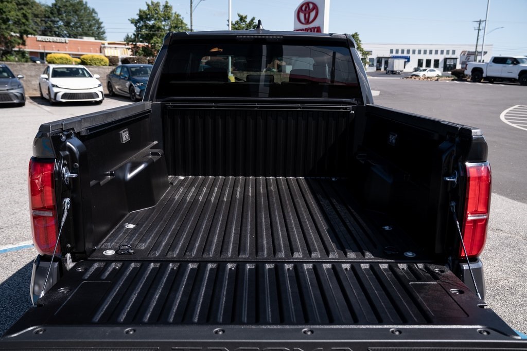 2025 Toyota Tacoma SR5 Double Cab photo 6